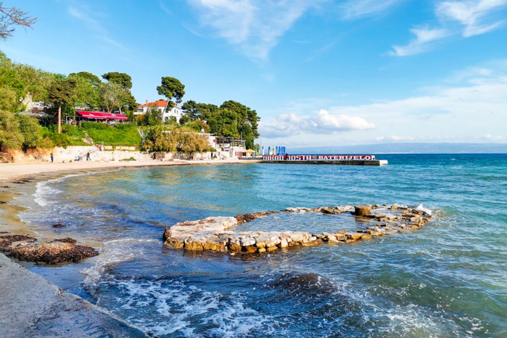 La plage de Firule à Split