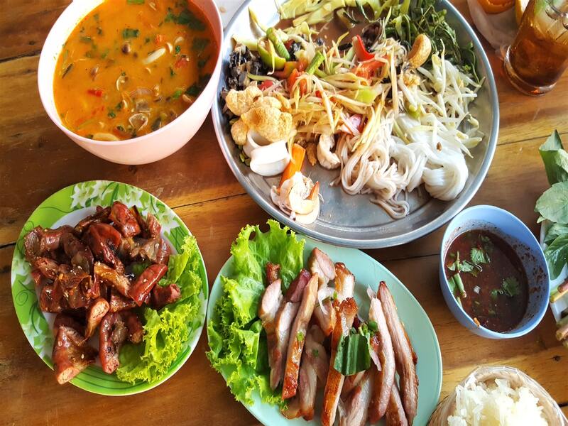 Où la nourriture est la meilleure : Pattaya ou Koh Samui ?