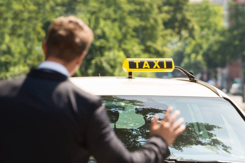 homme taxi